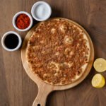 لحم بالعجين