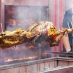 خروف مشوي على الفحم